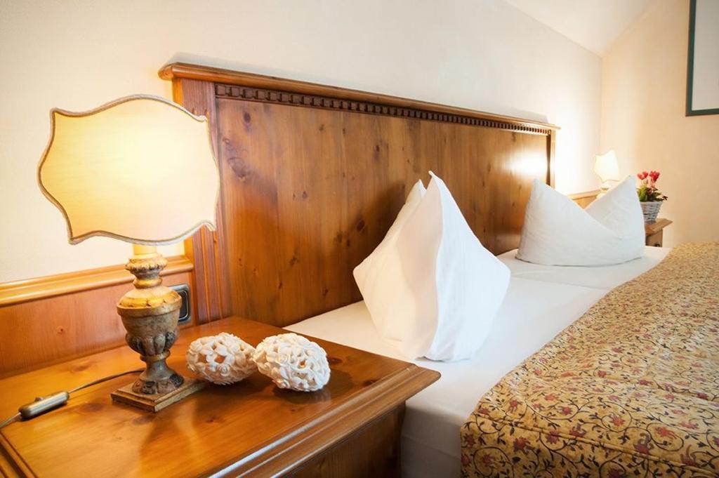 Landgasthof&Hotel Jagdhof Stralsund Zimmer foto