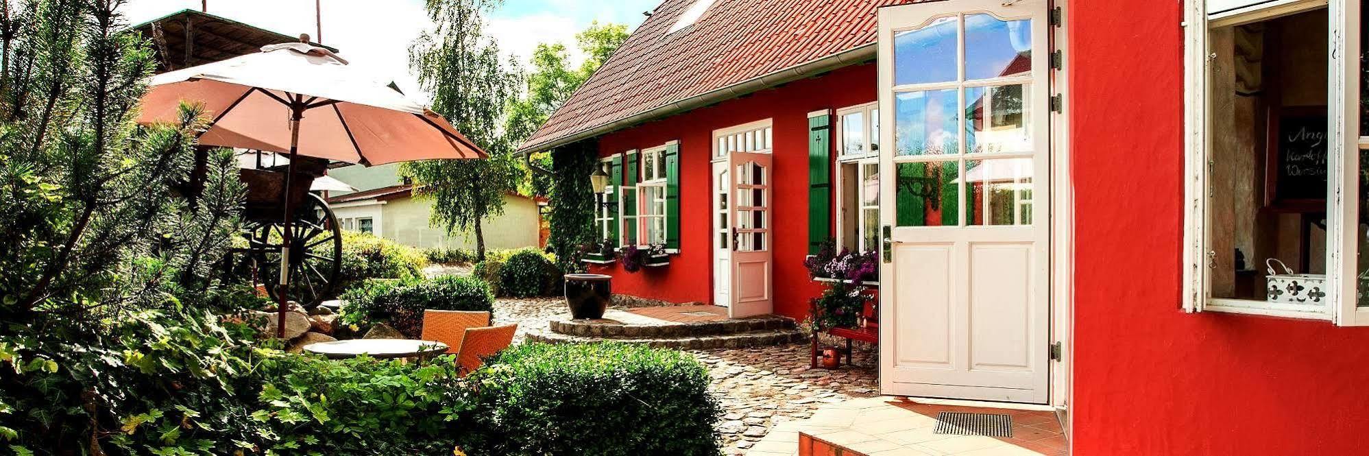 Landgasthof&Hotel Jagdhof Stralsund Exterior foto