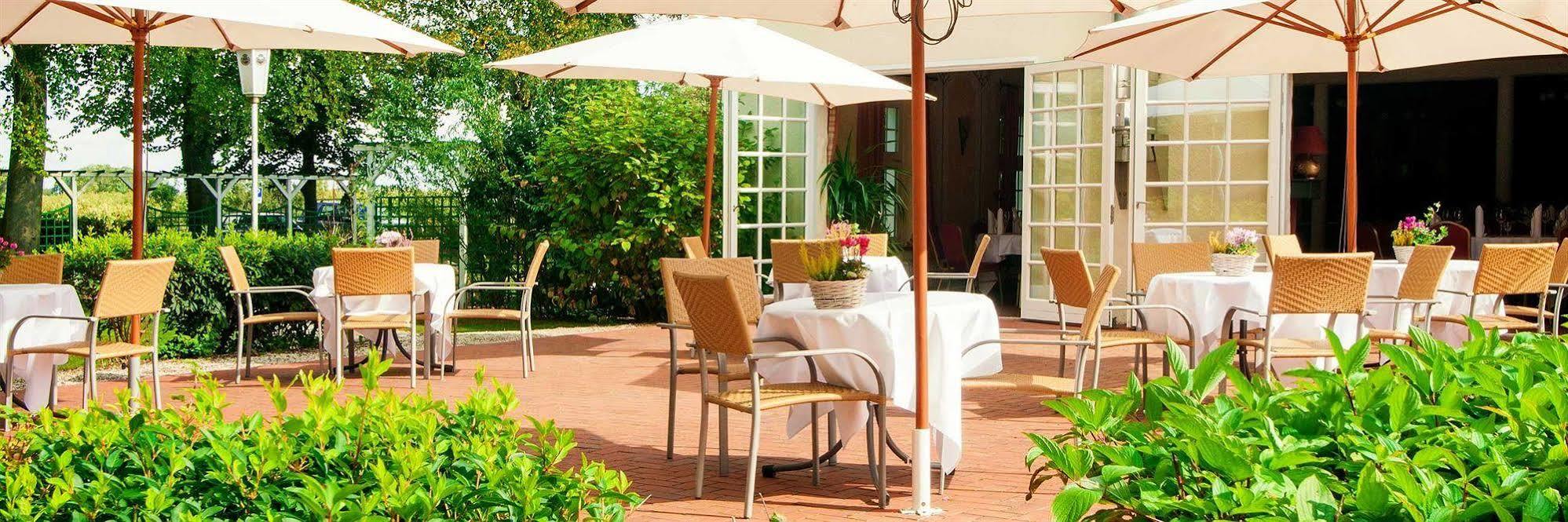 Landgasthof&Hotel Jagdhof Stralsund Exterior foto