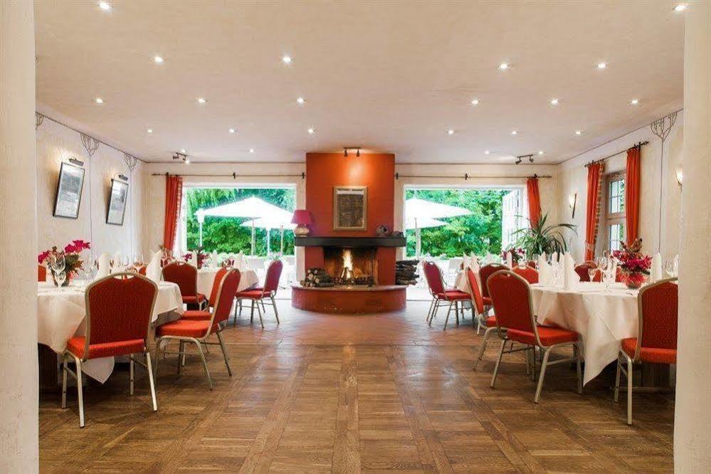 Landgasthof&Hotel Jagdhof Stralsund Exterior foto